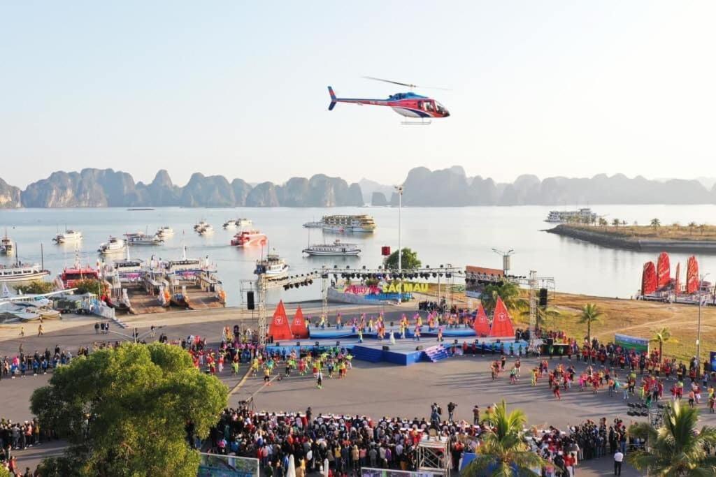 Halomoon Ha Long Hotel Exterior photo